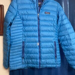 Patagonia Women Vibrant Blue Puffer Coat
